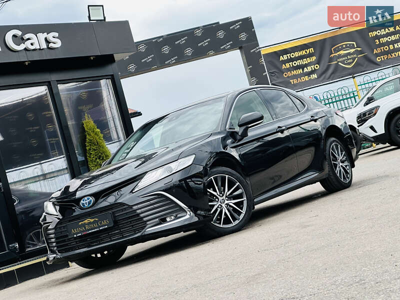 2023 toyota camry hybrid