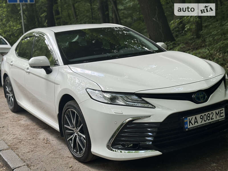 2023 toyota camry