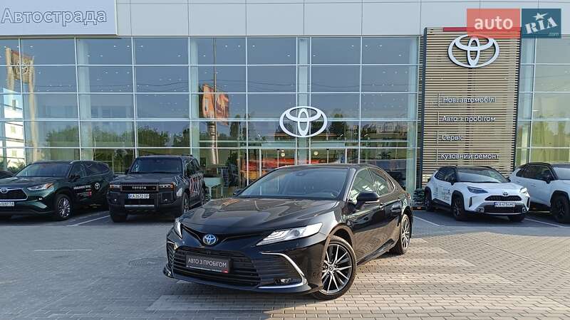 2023 toyota camry