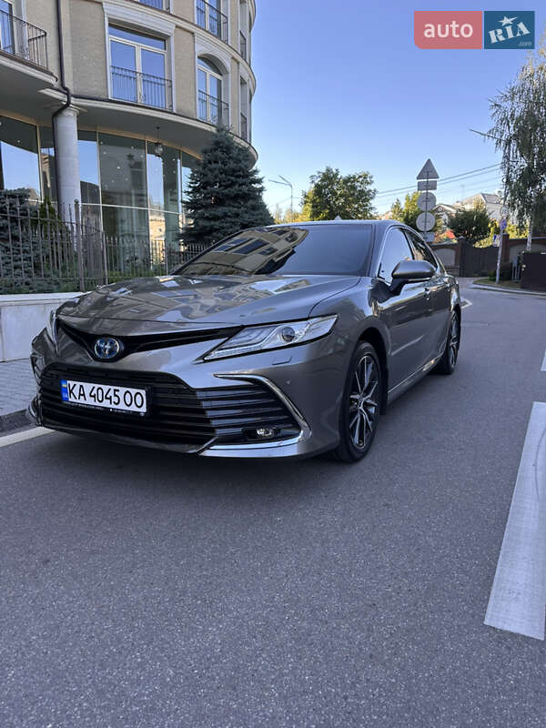 2024 toyota camry