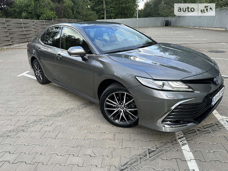 2022 toyota camry