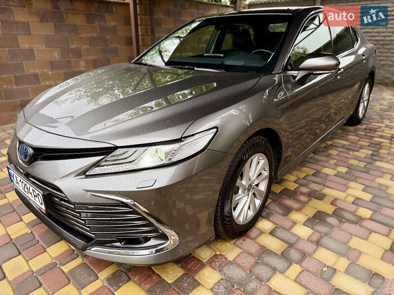 2023 toyota camry