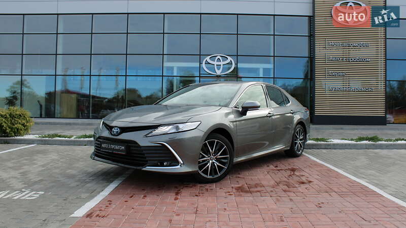 2023 toyota camry