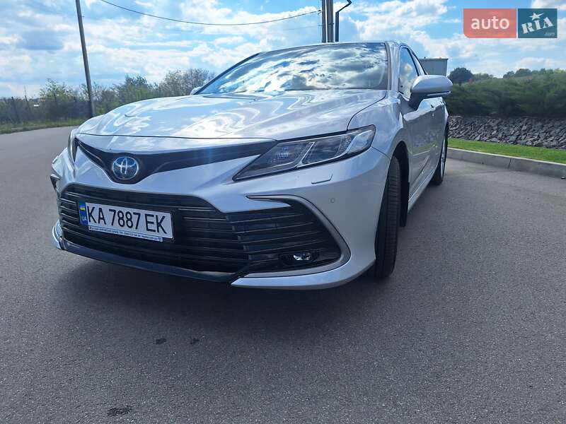 2024 toyota camry