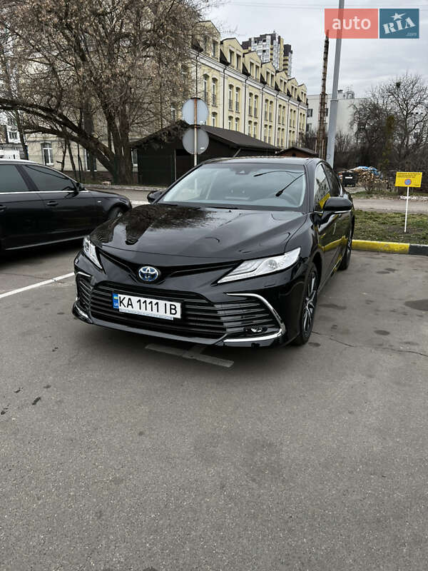 2022 toyota camry