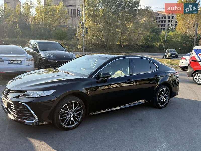 2022 toyota camry