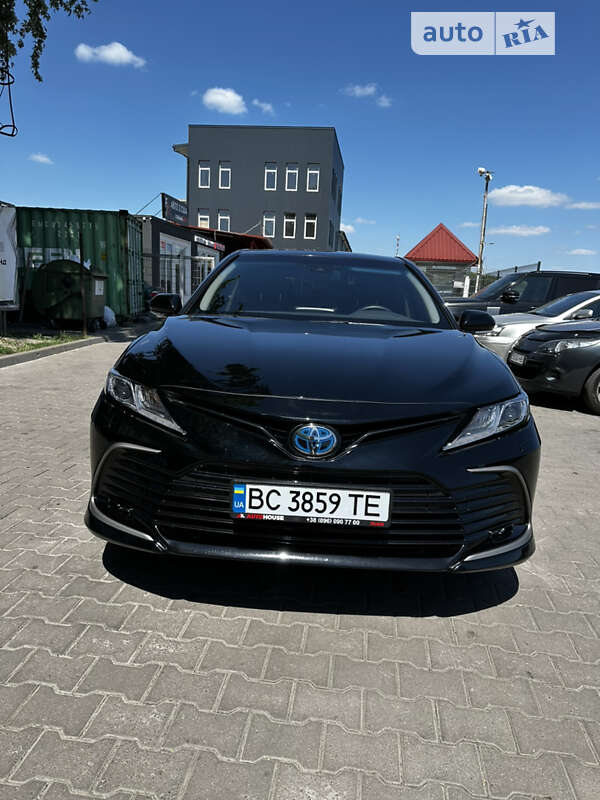 2022 toyota camry