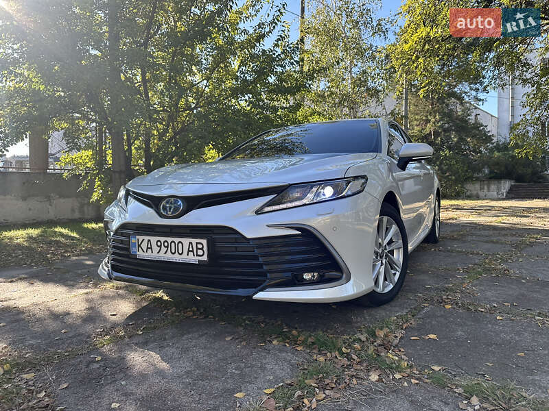 2022 toyota camry