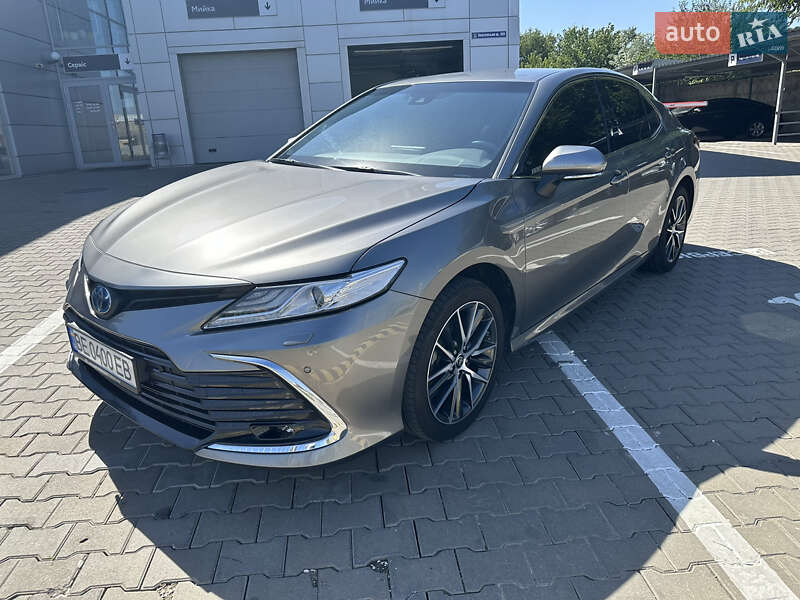 2023 toyota camry