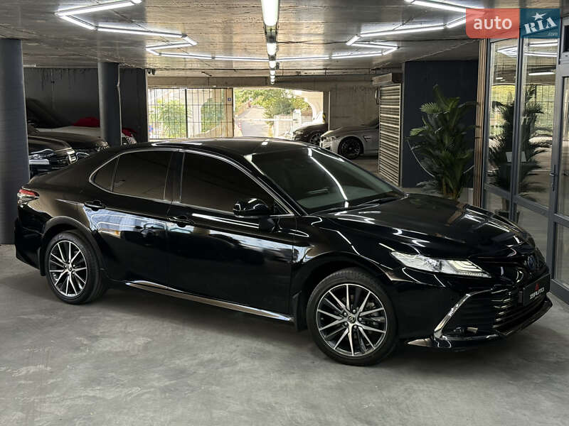 2023 toyota camry