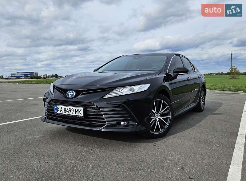 2023 toyota camry