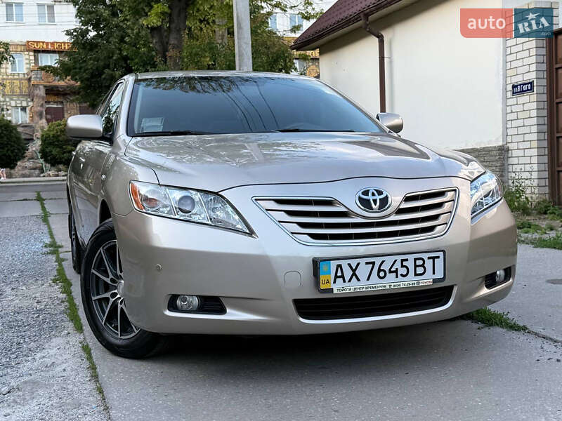 2008 toyota camry