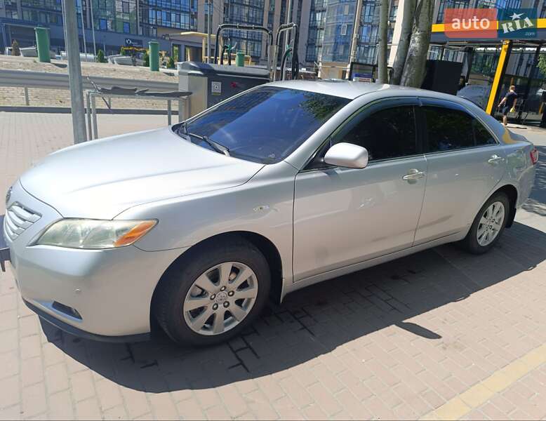 2008 toyota camry