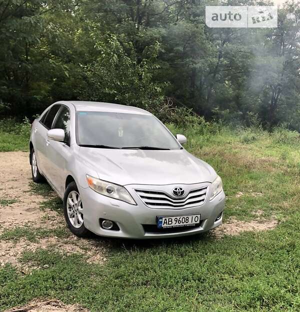 2010 toyota camry