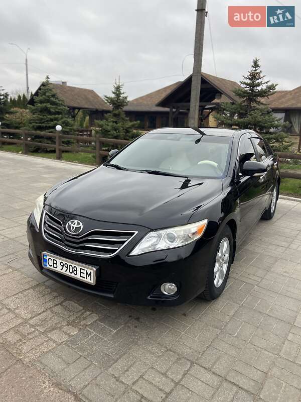 2011 toyota camry