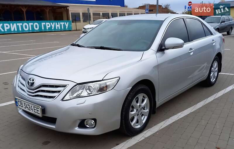 2010 toyota camry