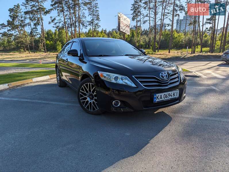 2011 toyota camry
