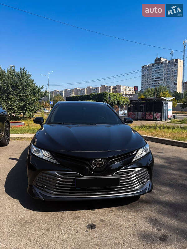 2018 toyota camry
