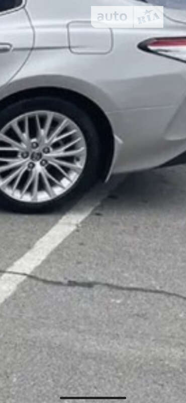 2018 toyota camry