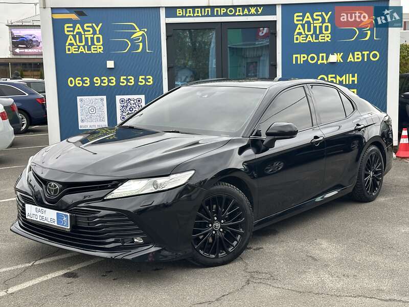2019 toyota camry