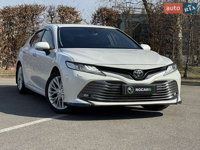 2017 toyota camry