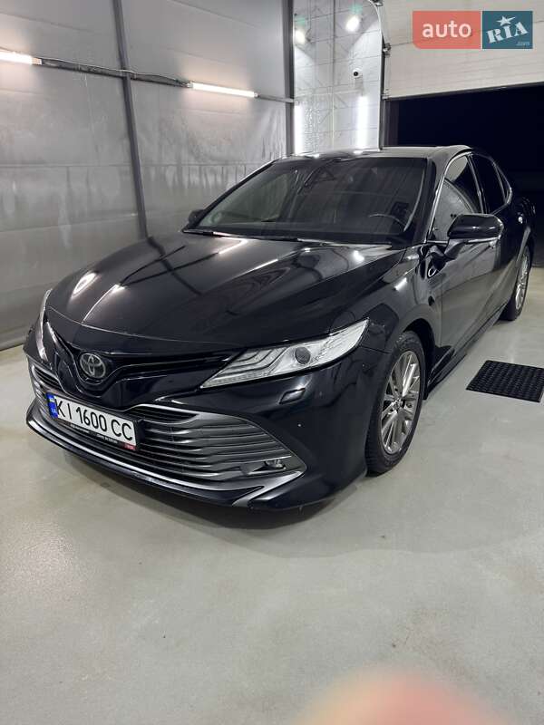 2018 toyota camry