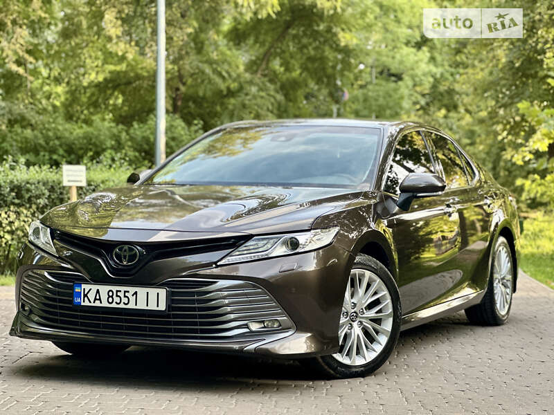 2018 toyota camry