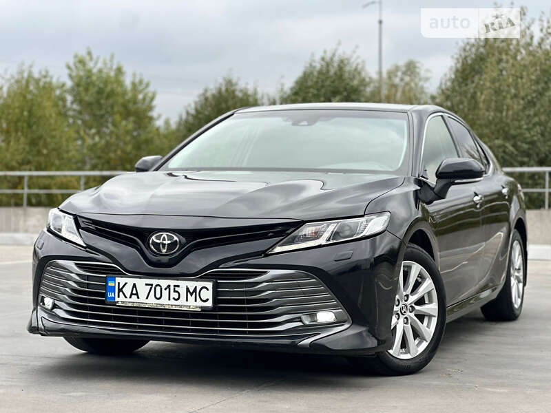 2020 toyota camry