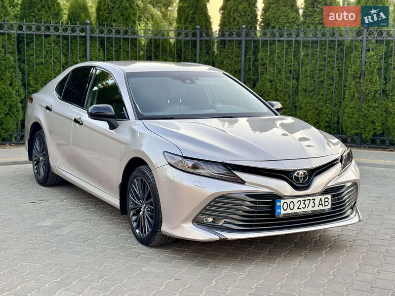 2017 toyota camry