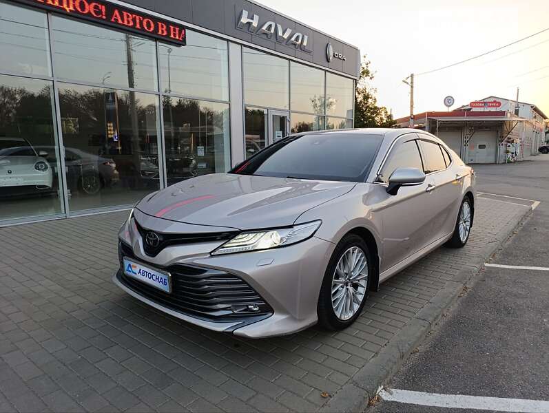 2018 toyota camry