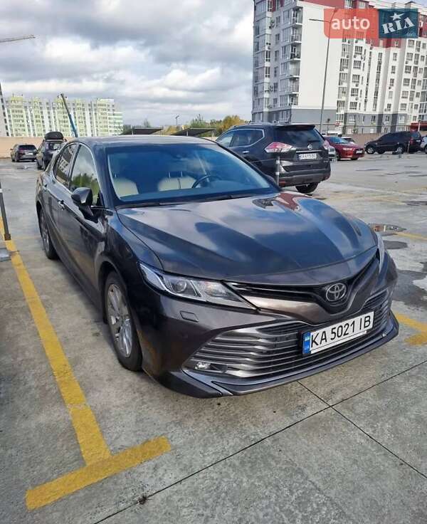 2018 toyota camry