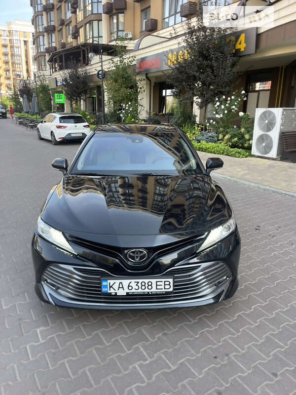 2018 toyota camry