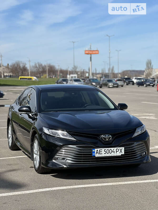 2019 toyota camry
