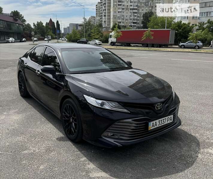 2018 toyota camry
