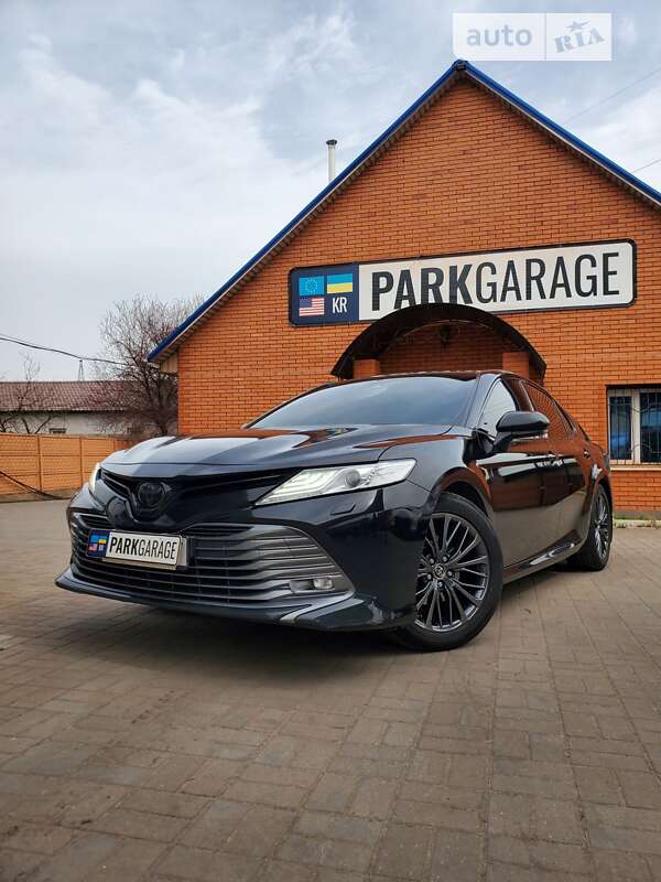 2018 toyota camry