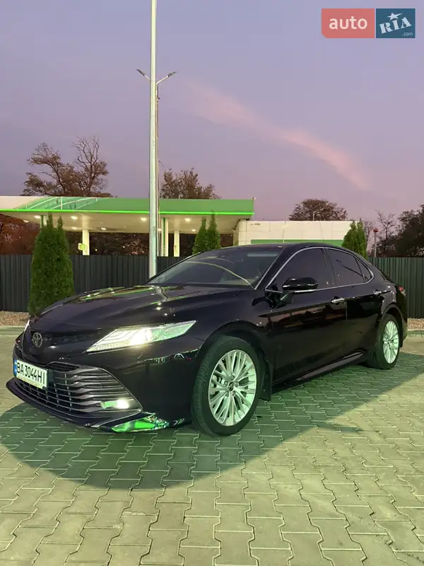 2018 toyota camry