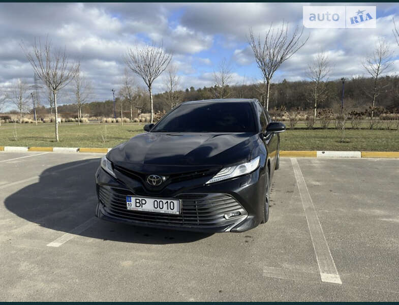 2018 toyota camry