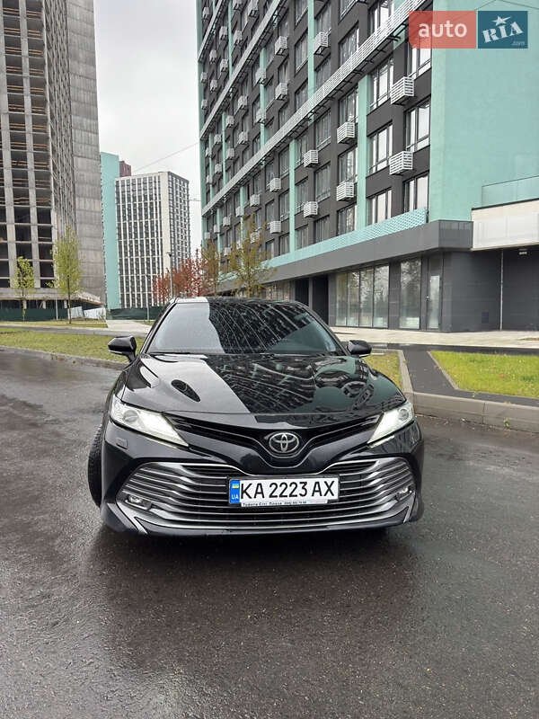 2018 toyota camry