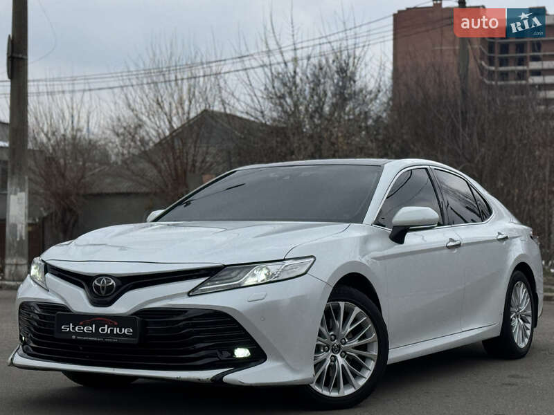 2018 toyota camry
