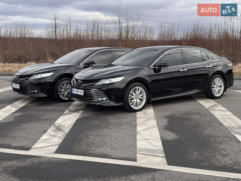 2018 toyota camry