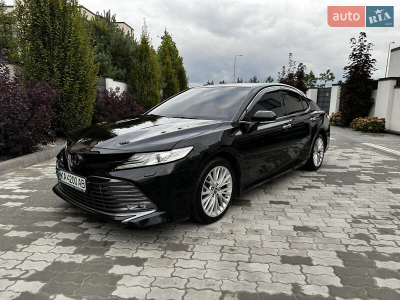 2018 toyota camry