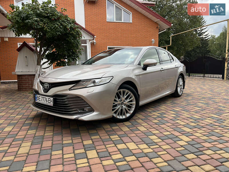 2017 toyota camry