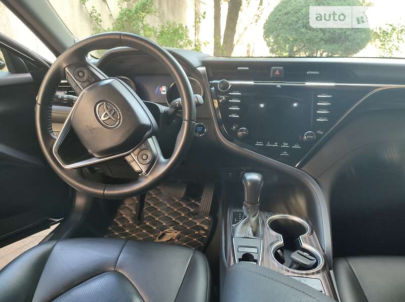 2017 toyota camry