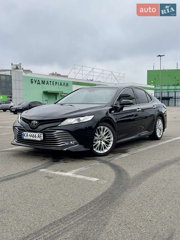 2018 toyota camry