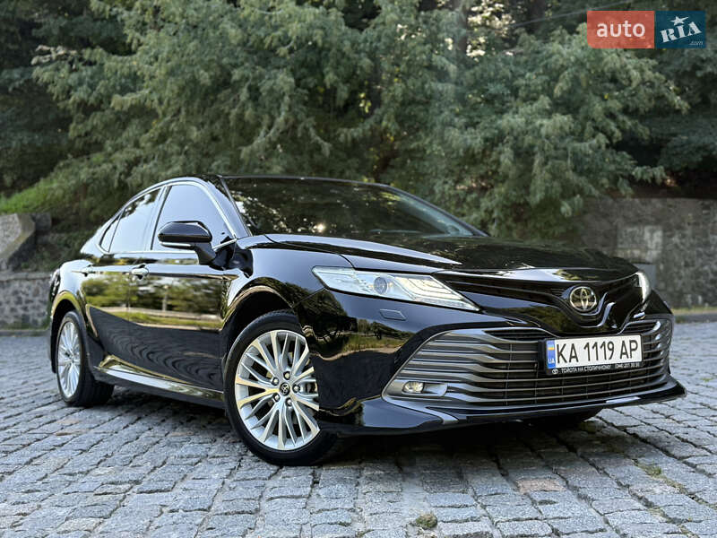 2018 toyota camry