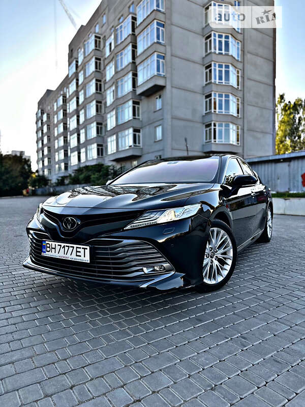 2018 toyota camry
