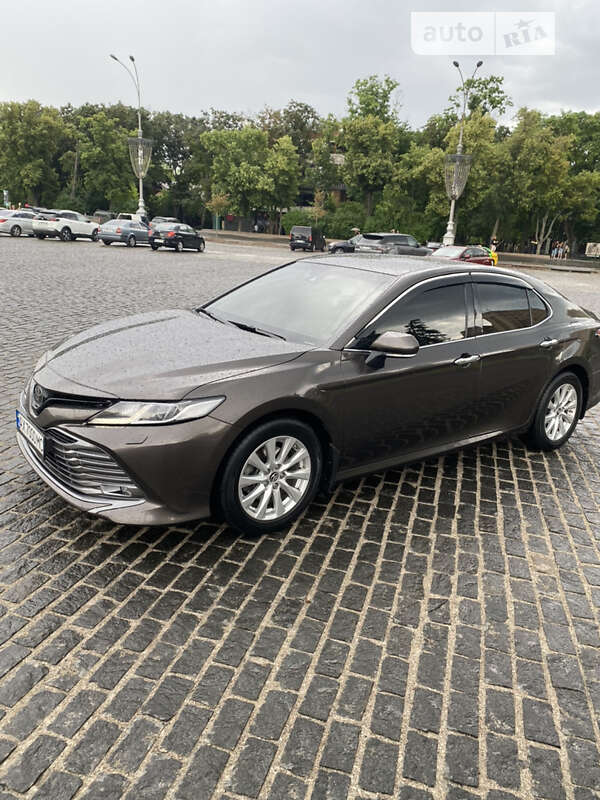 2018 toyota camry