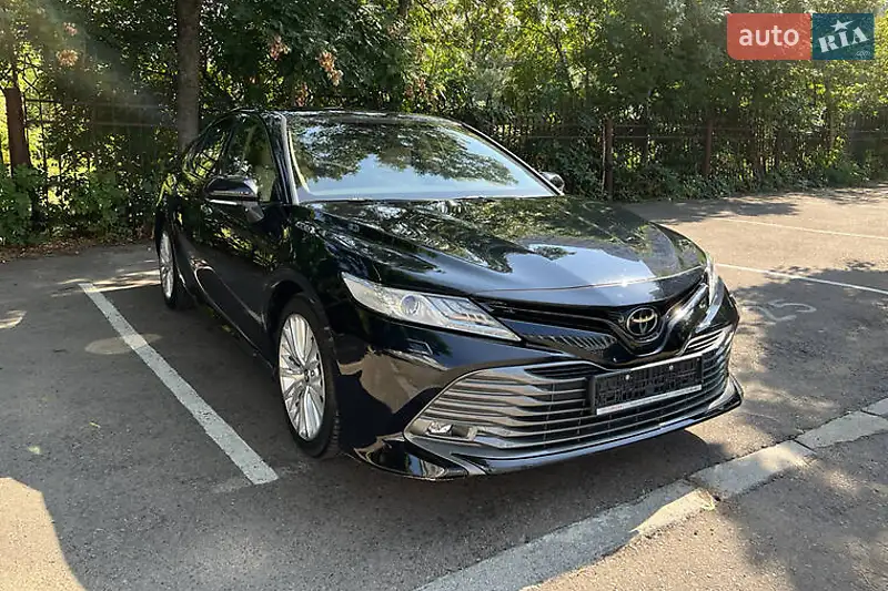 2018 toyota camry