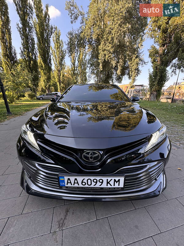 2018 toyota camry