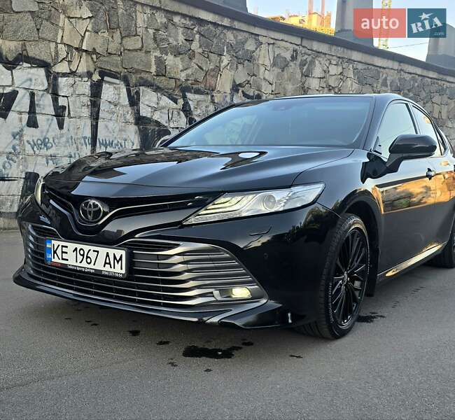 2018 toyota camry